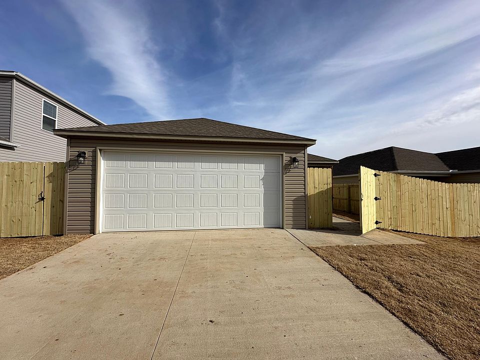 935 S Nighthawk Ln, Fayetteville, AR 72701 | Zillow