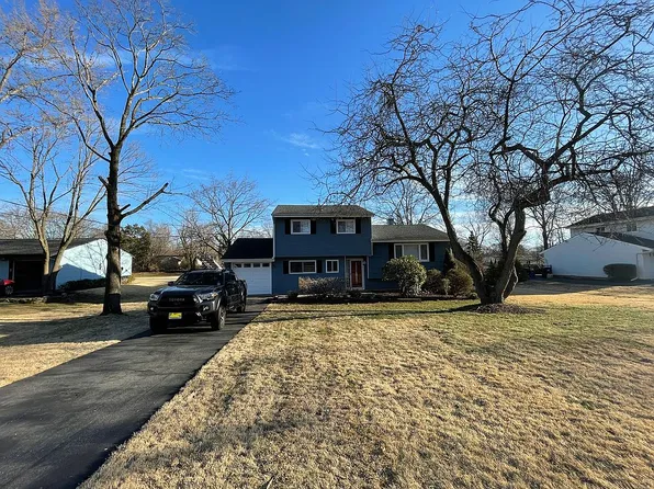 141 Fountain Ave, Piscataway, NJ 08854