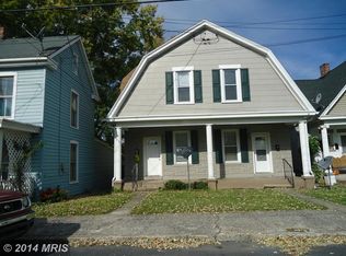 230 Ringgold St, Waynesboro, PA 17268