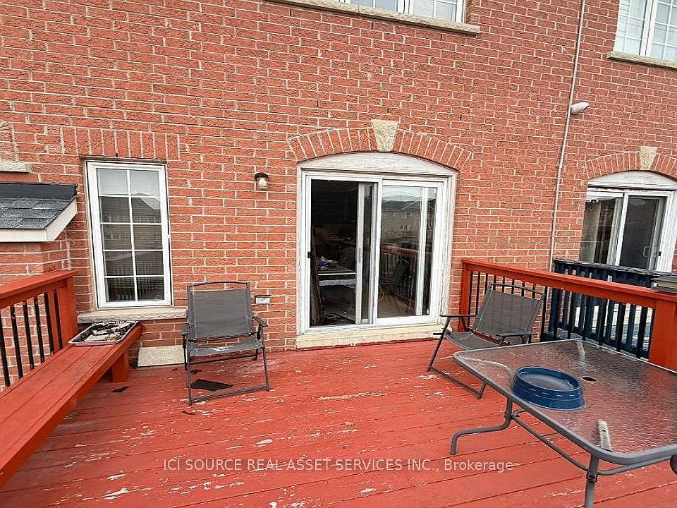 1st image of 26 Pefferlaw Cir