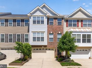 6646 Patent Parish Ln, Alexandria, VA 22315