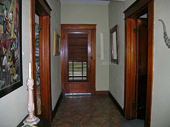 4th image of 25325 Marion Ave