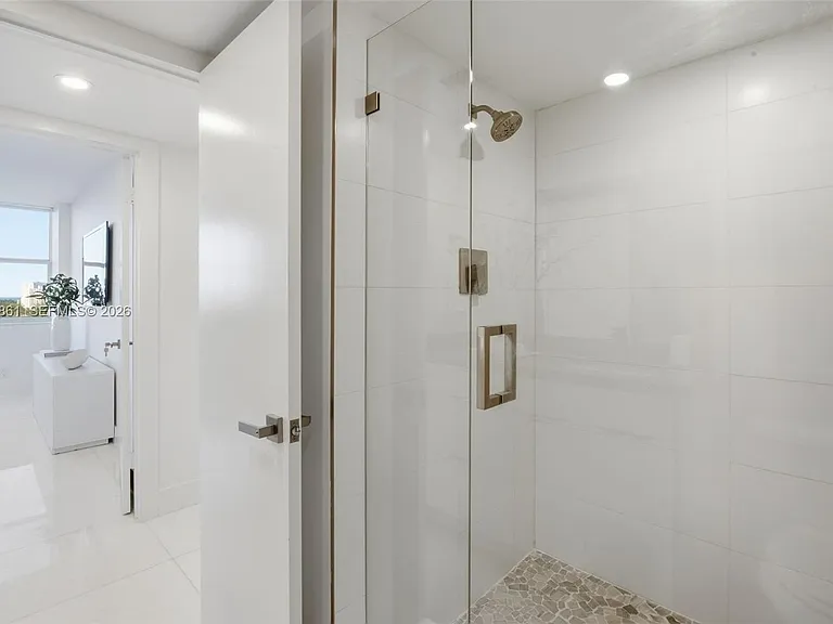 1180 S Ocean Blvd #12F — Photo 25
