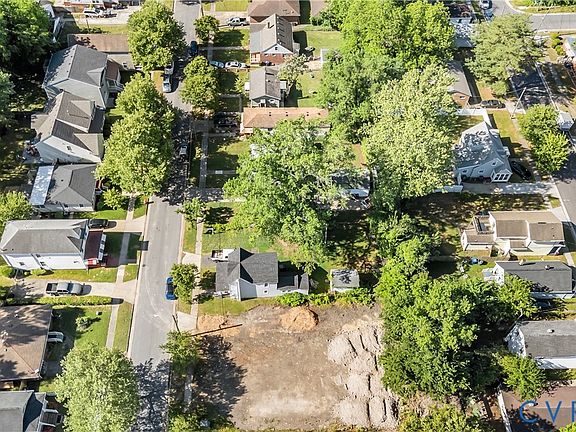 5th image of 2323 Courtney Ave