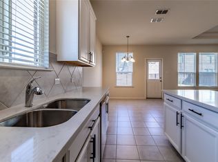 2078 Rosebury Ln, Forney, TX 75126