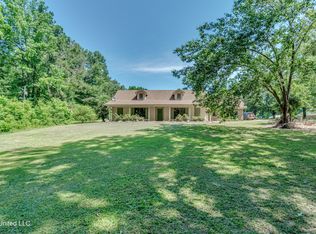 1225 E Flowers Rd, Terry, MS 39170