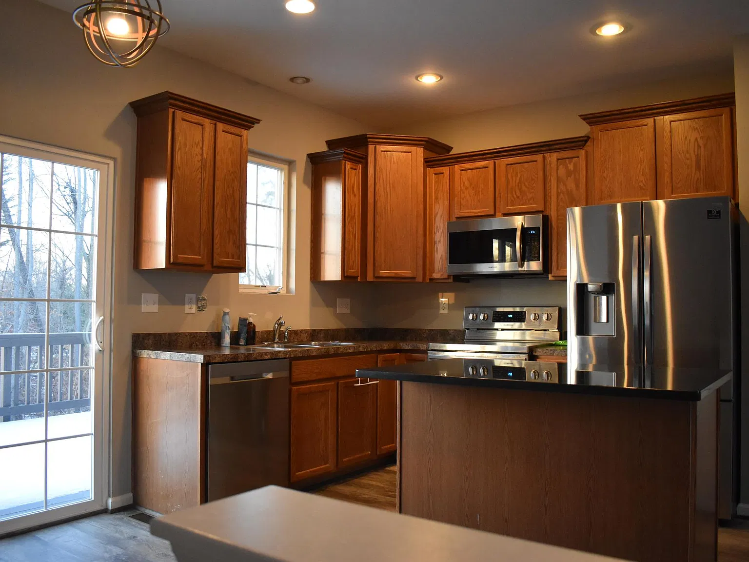 2 bed, 1414 sqft, $2,600 — Photo 4