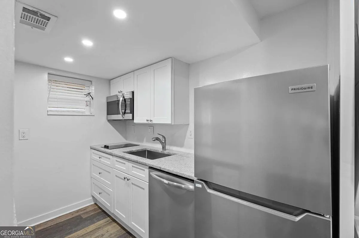 1 bed, 1.0 bath, 700 sqft, $1,500 — Photo 4