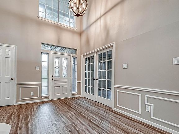 5th image of 4011 Quiet Glade Ct