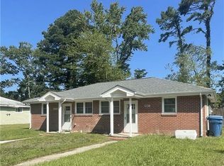1138 Beautiful St, Virginia Beach, VA 23451