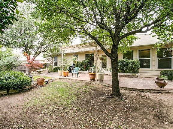 4th image of 8413 Ladina Pl