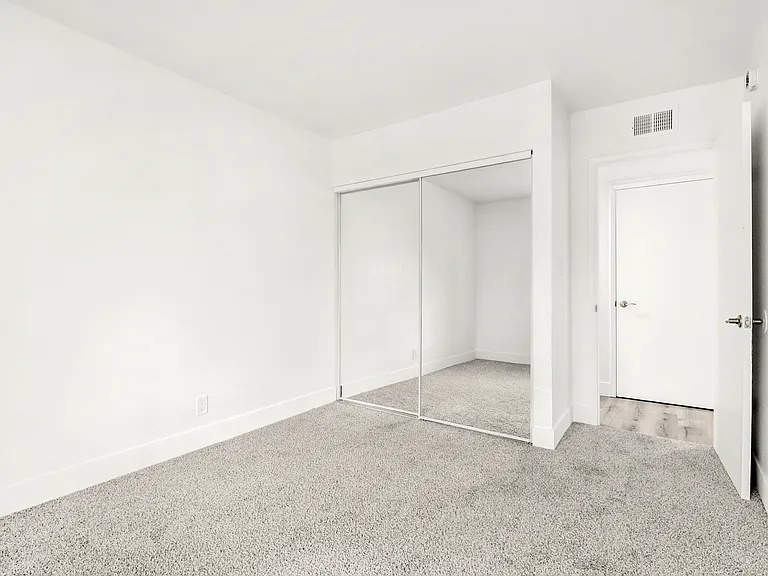 Arlington Apartments — Photo 42