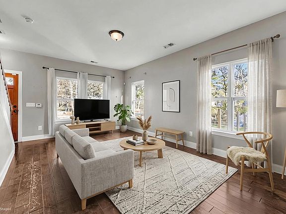 2nd image of 3507 Berryhill Rd