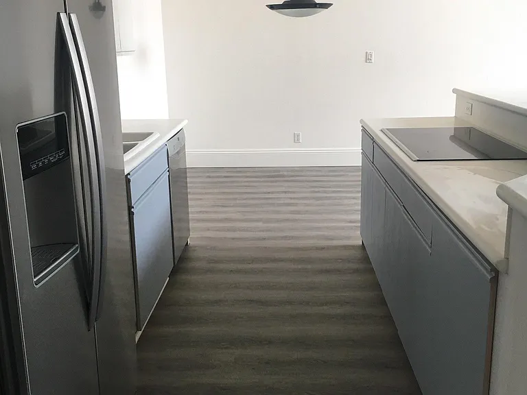 655 India St #405 — Photo 5