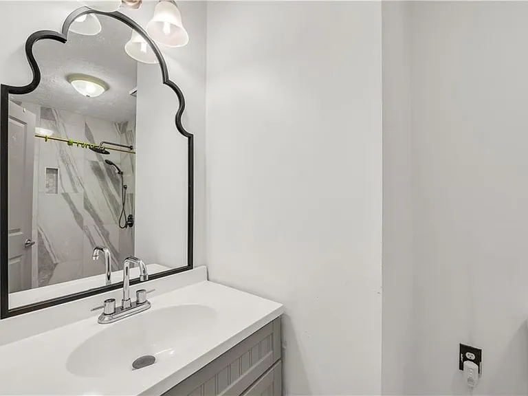 5712 Port Dr — Photo 27