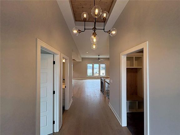 3rd image of 13616 NE 114th Pl