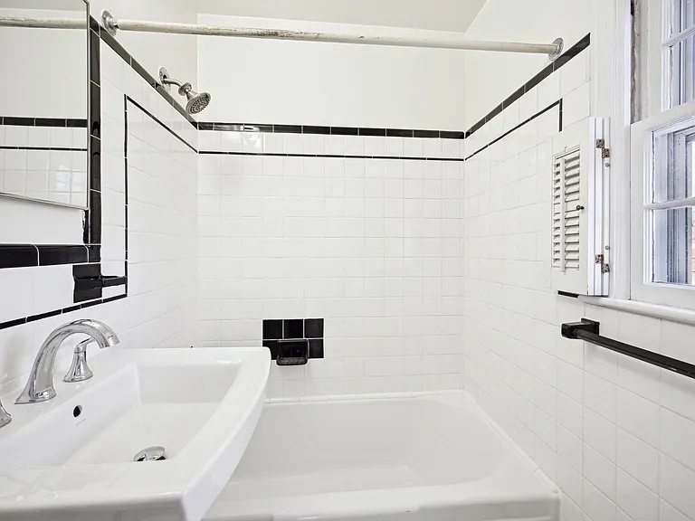 4409 Faraday Pl NW — Photo 12
