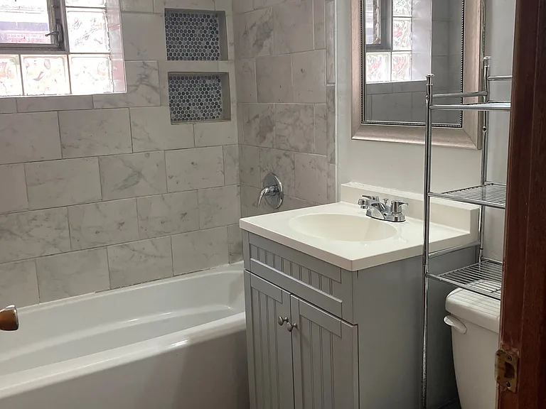 1296 Prairie Ave #D — Photo 20