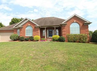 5723 Sandridge Dr, Evansville, IN 47711
