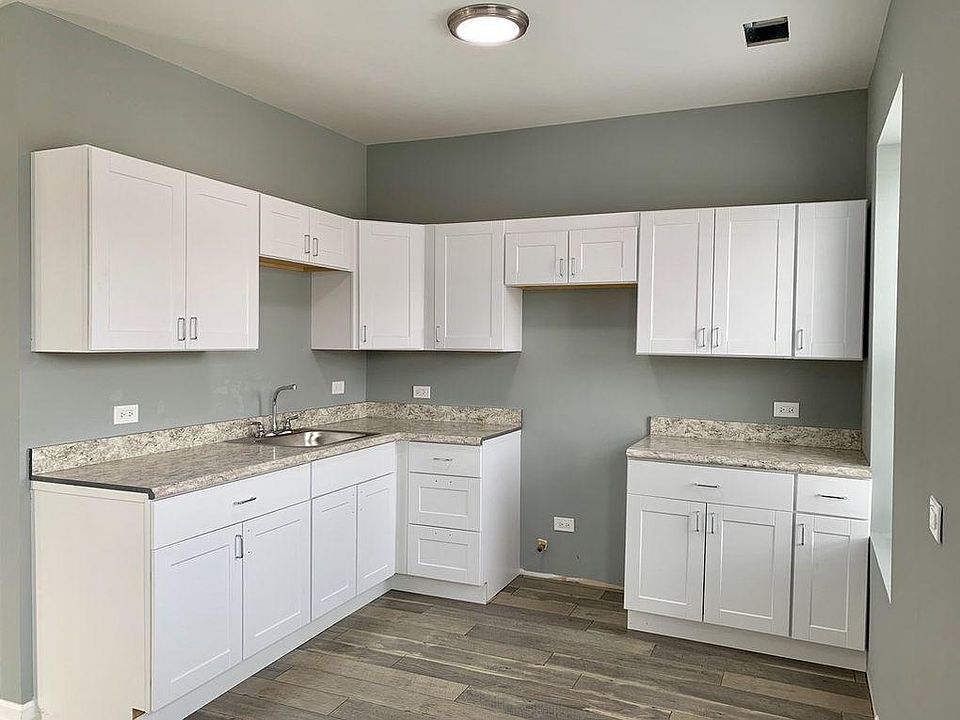 1st image of 6048 S Ashland Ave #2
