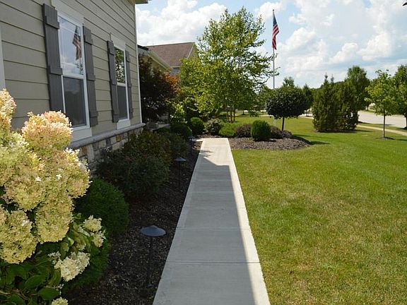 3rd image of 8201 Meadowmoore Blvd NW