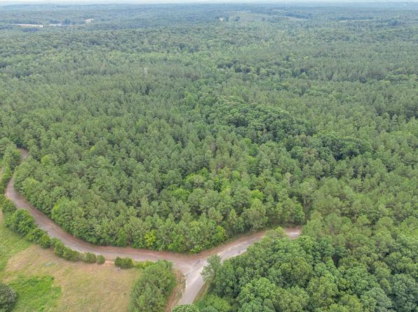3605 Burnett Mills Rd, Bolivar, TN 38008