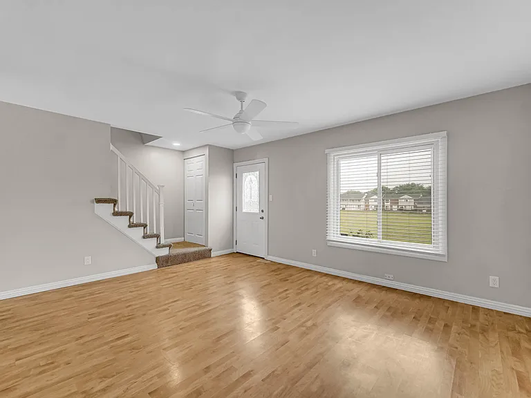 451 Yorkshire Sq #1 — Photo 13
