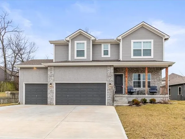 801 NW Hickory Ridge Dr, Grain Valley, MO 64029