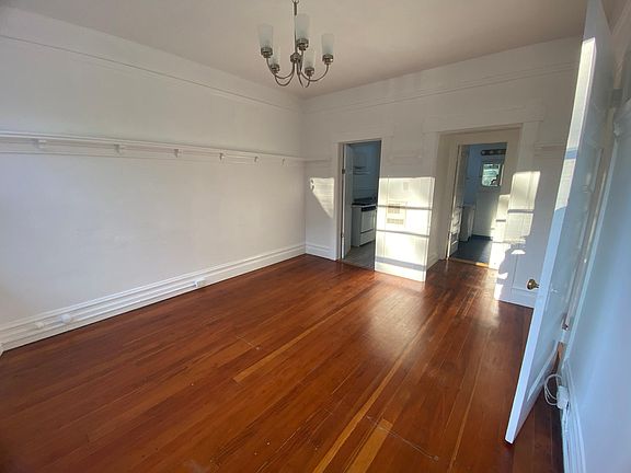 5th image of 733 Fillmore St #12