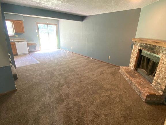 2nd image of 411 NE Churchill St #10263119