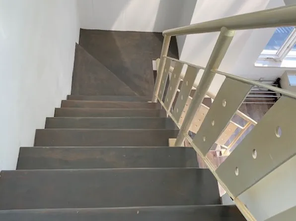 189 Bridge Street image 6 of 39