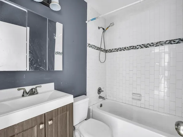 4050 NE 12th Terrace #38, Oakland Park, FL 33334