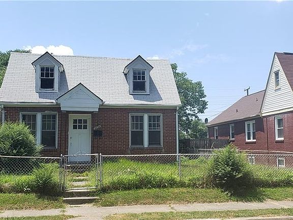 2nd image of 3013 Columbia St