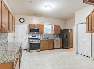 1076 Boston Rd, Bronx, NY 10456