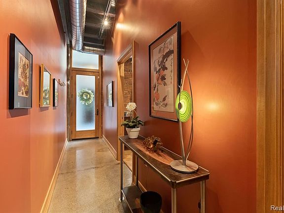 5th image of 627 W Alexandrine St Unit 7
