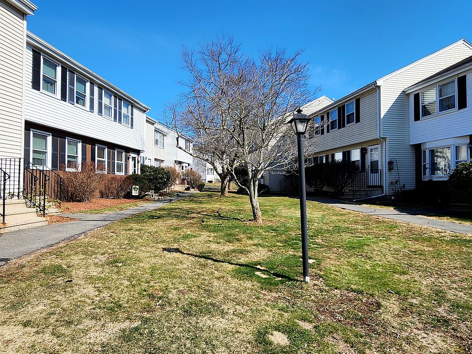 1st image of 22 Stonecress Lane #22