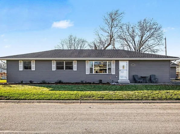 2964 Bryant St, Portage, IN 46368