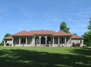 637 Orlie Young Rd, Crab orchard, TN 37723