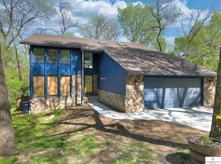 11737 Fisher House Rd, Bellevue, NE 68123