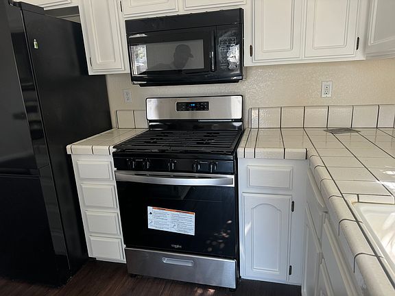 5th image of 3412 Black Eagle Dr