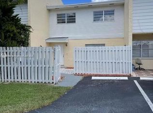 22319 SW 103rd Ave, Miami, FL 33190