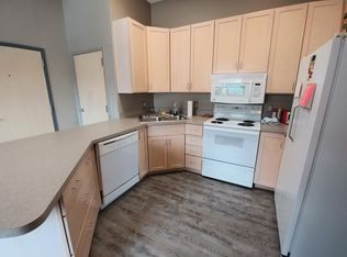 515 Cherry St APT 204, Columbia, MO 65201