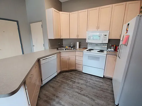 515 Cherry St #102 Photo 1