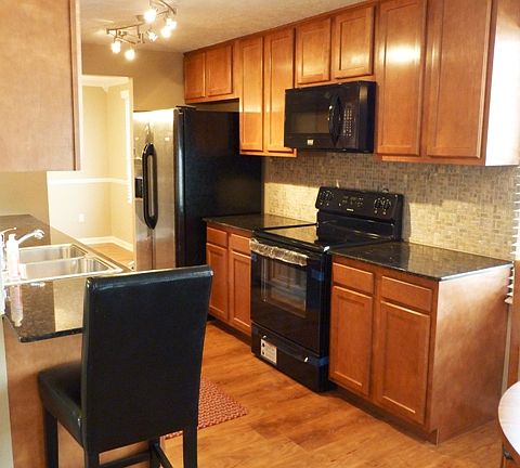 2nd image of 208 Brookwood Dr