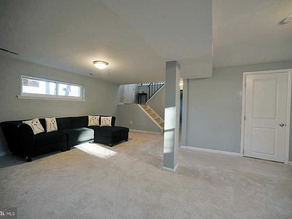 4th image of 310 California Trl