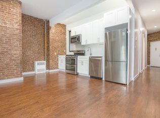 30 Stephens Ct #2B, Brooklyn, NY 11226