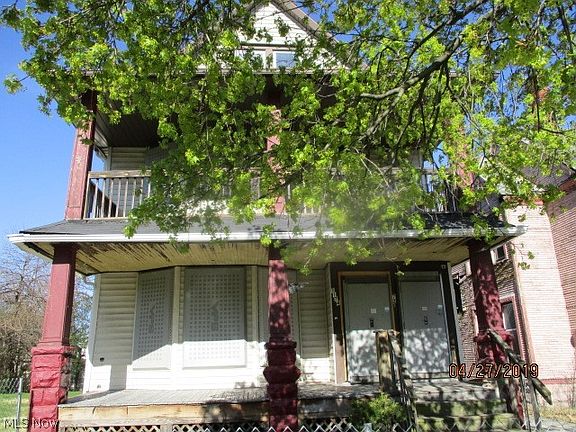 2nd image of 1172-1174 Bender Ave