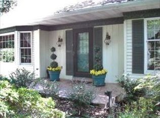 583 Carriage Ln, York, PA 17406