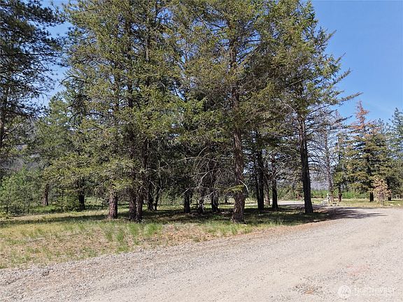 4th image of 4 Mazama Meadows Lane