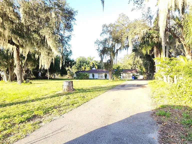 2405 Neptune Rd — Photo 10